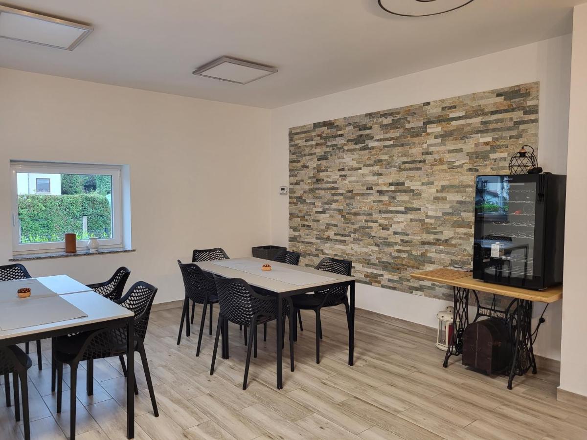 Hostel Postaja Ruse Εξωτερικό φωτογραφία